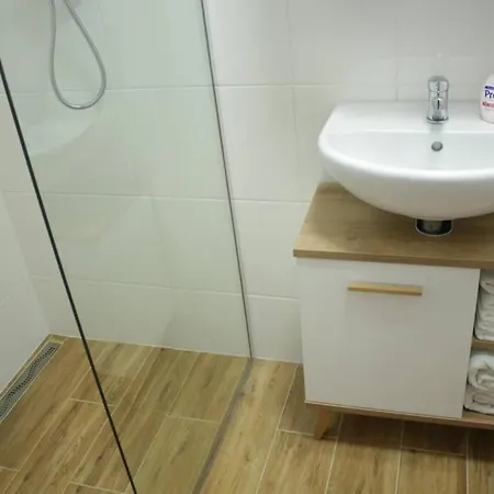 아파트 Apartman - Dlhe Diely
